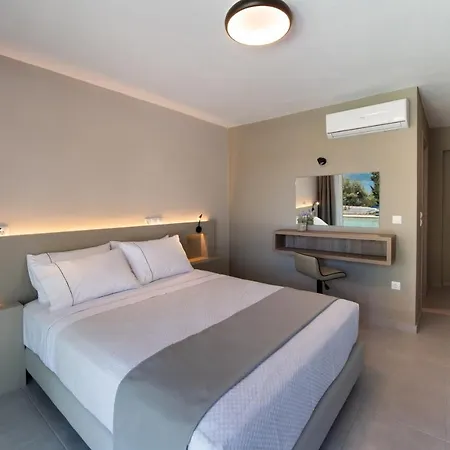 Anatoli Вилла Никиана