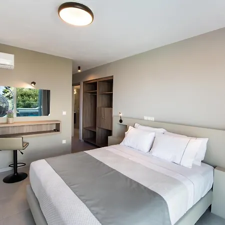 Anatoli Вилла *