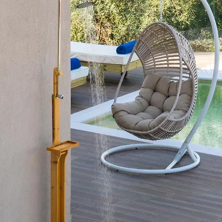 Anatoli Вилла Никиана