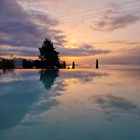 Villa Anatoli Nikiana